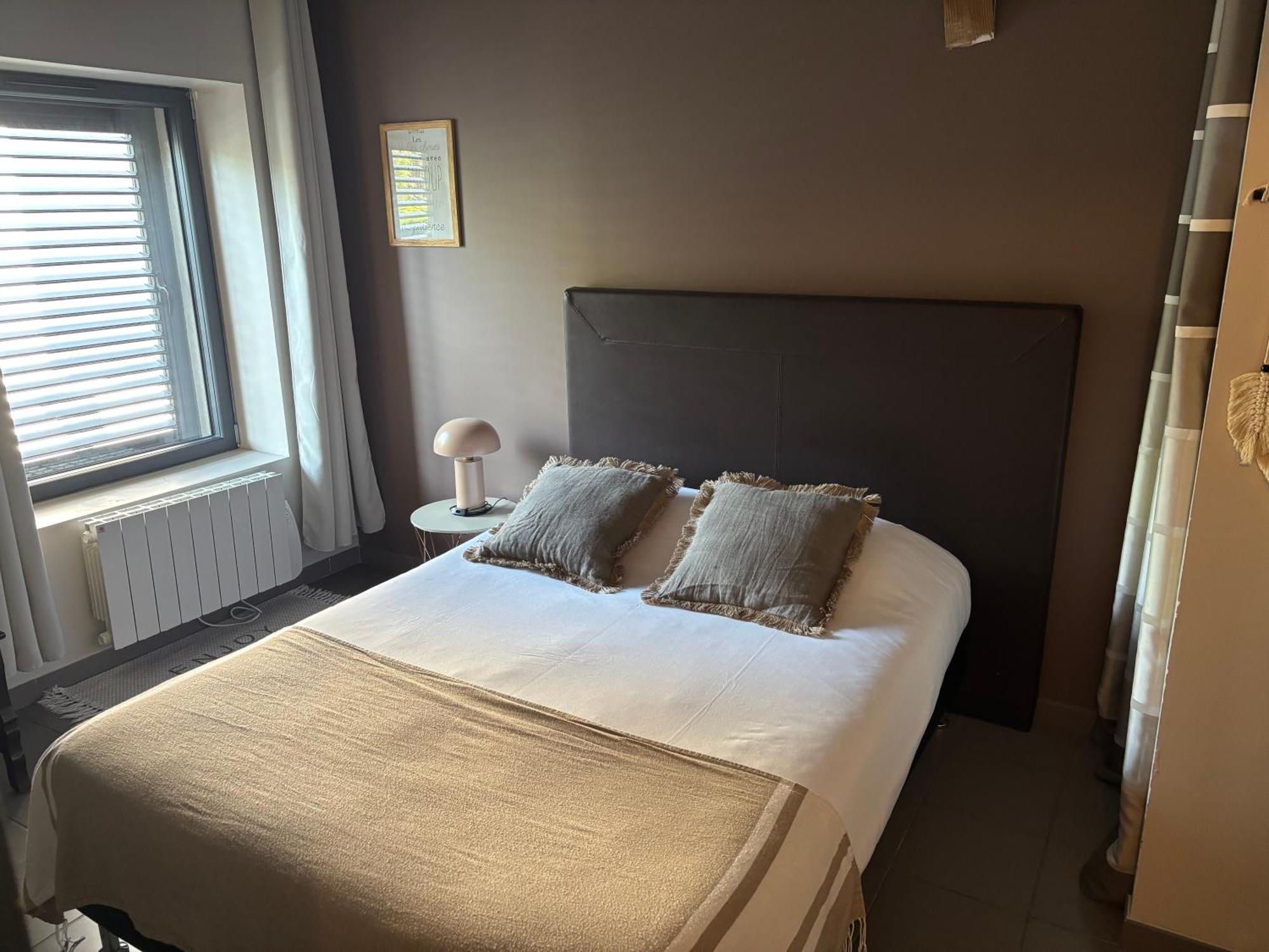 Demeure & Dependance - Chambres D'Hotes Depuis 2012 Тасен-ла-Деми-Люн Екстериор снимка